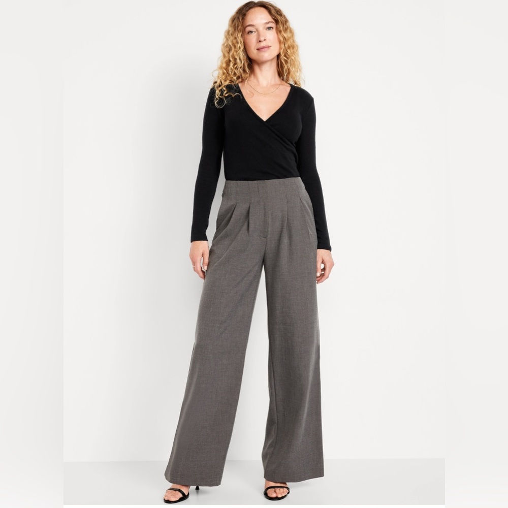Old Navy~ Gray extra high waisted wide leg dress pants